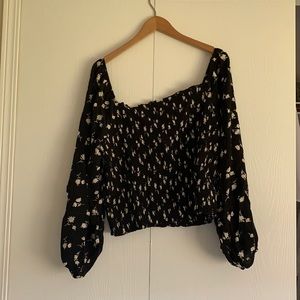 American Eagle square neck long sleeve cropped floral top